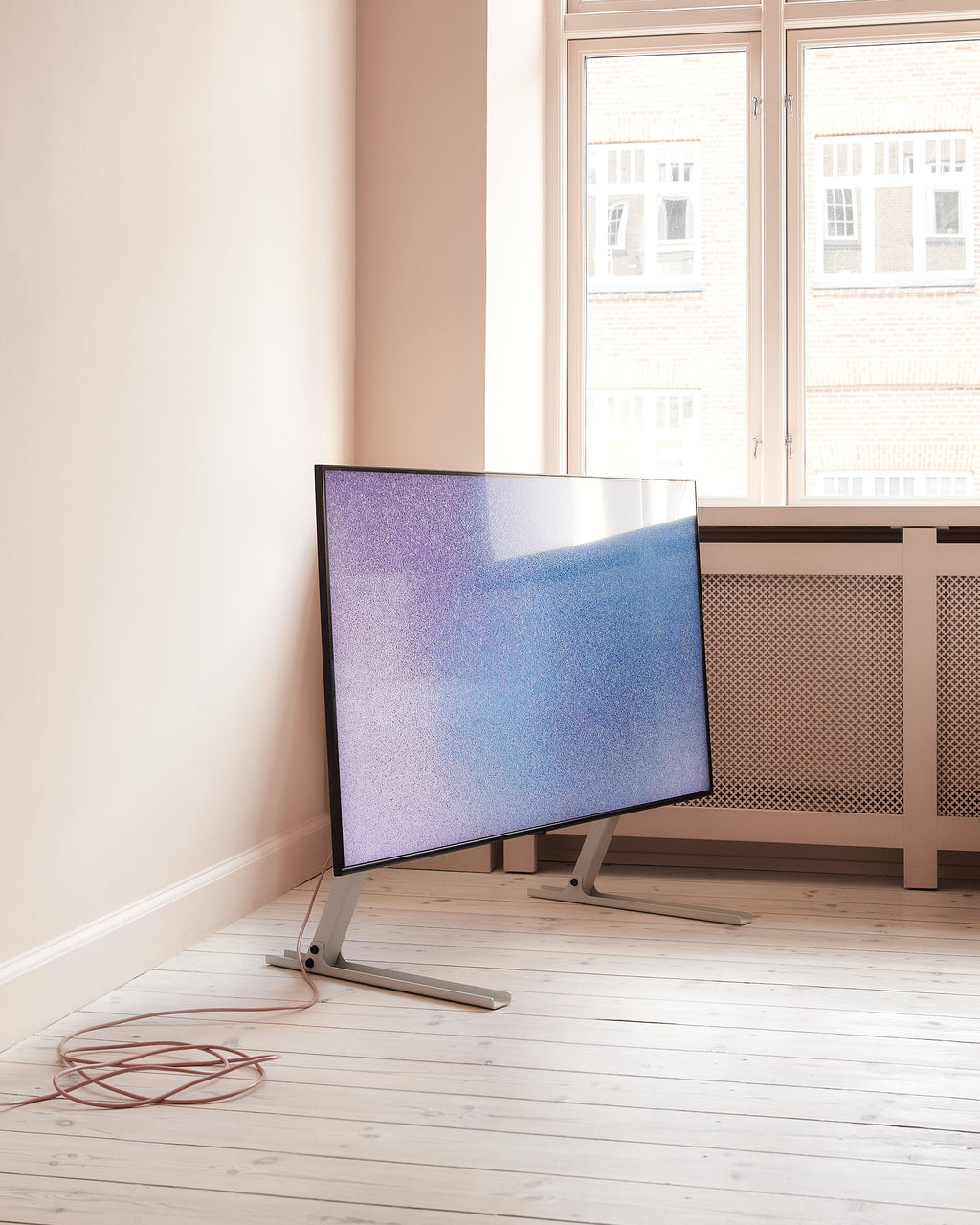 Pedestal Bendy Low Stand TV Stands 001 Charcoal