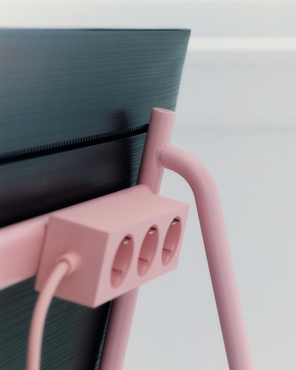 Pedestal Power Bar 2 meters Power Bar 015 Bubble Gum