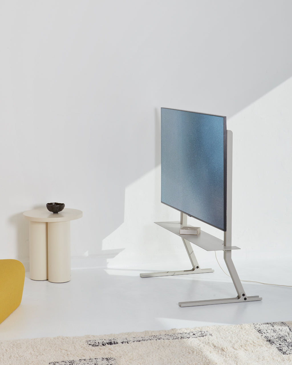 Pedestal Bendy Tall Stand TV Stands 001 Charcoal
