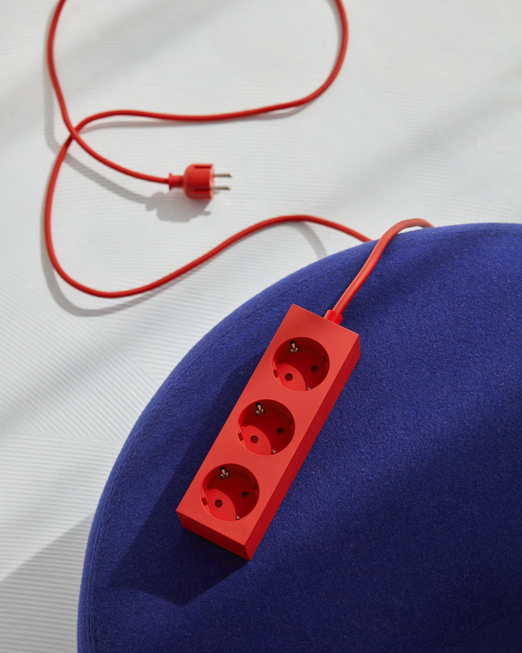 Pedestal Power Bar 5 meters Power Bar 016 Fire Red