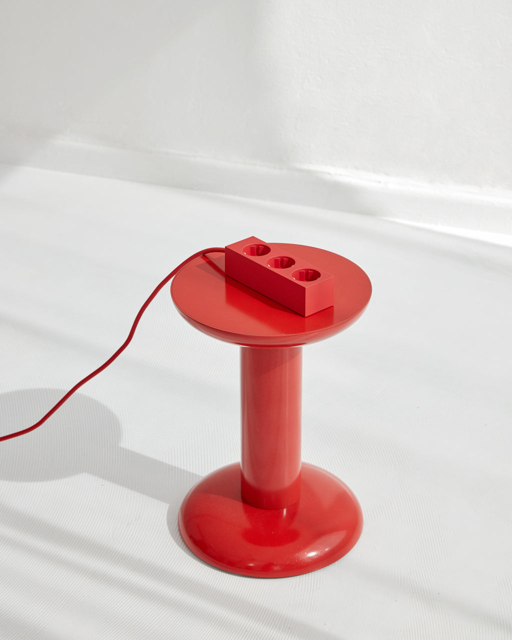 Pedestal Power Bar 5 meters Power Bar 016 Fire Red