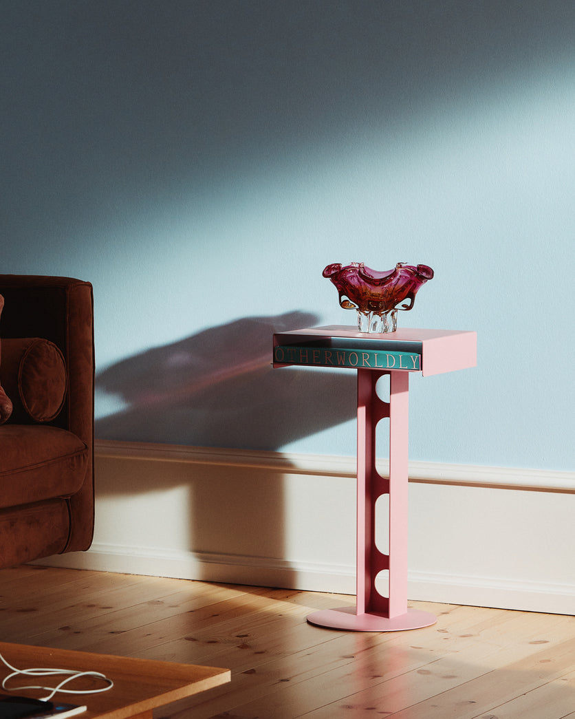 Pedestal Sidekick Table Power Accessories 015 Bubble Gum