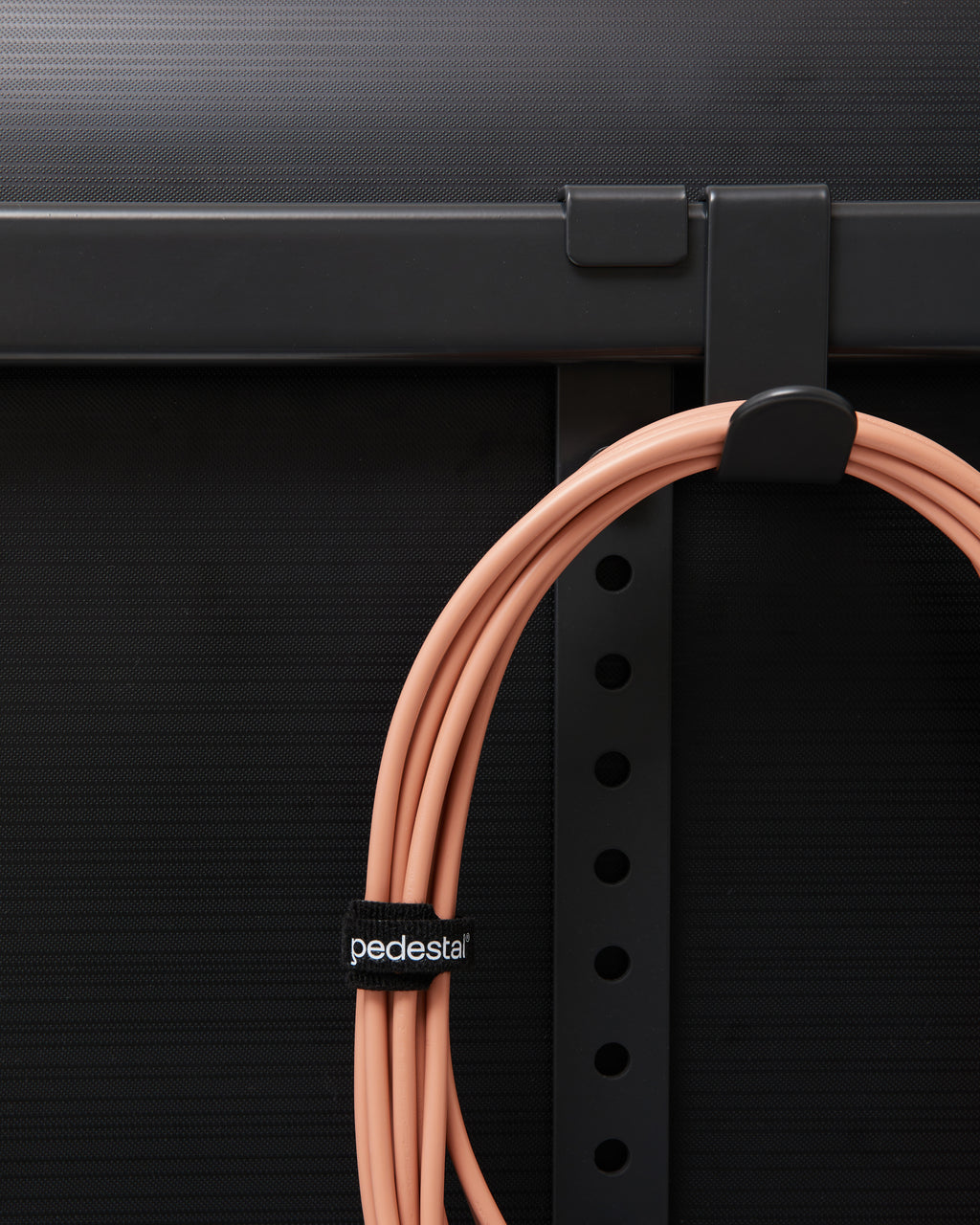 Pedestal Velcro Cable Ties Cable Managers 001 Black